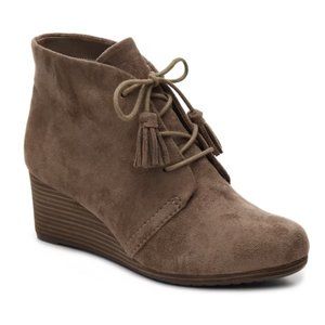 Dr. Scholl's Dakota Be Energized Foam Technology Brown Vegan Wedge Booties | 9W